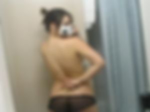 Danielle ontvangt je in sexy lingerie in Antwerpen (tot 12 augustus afwezig)